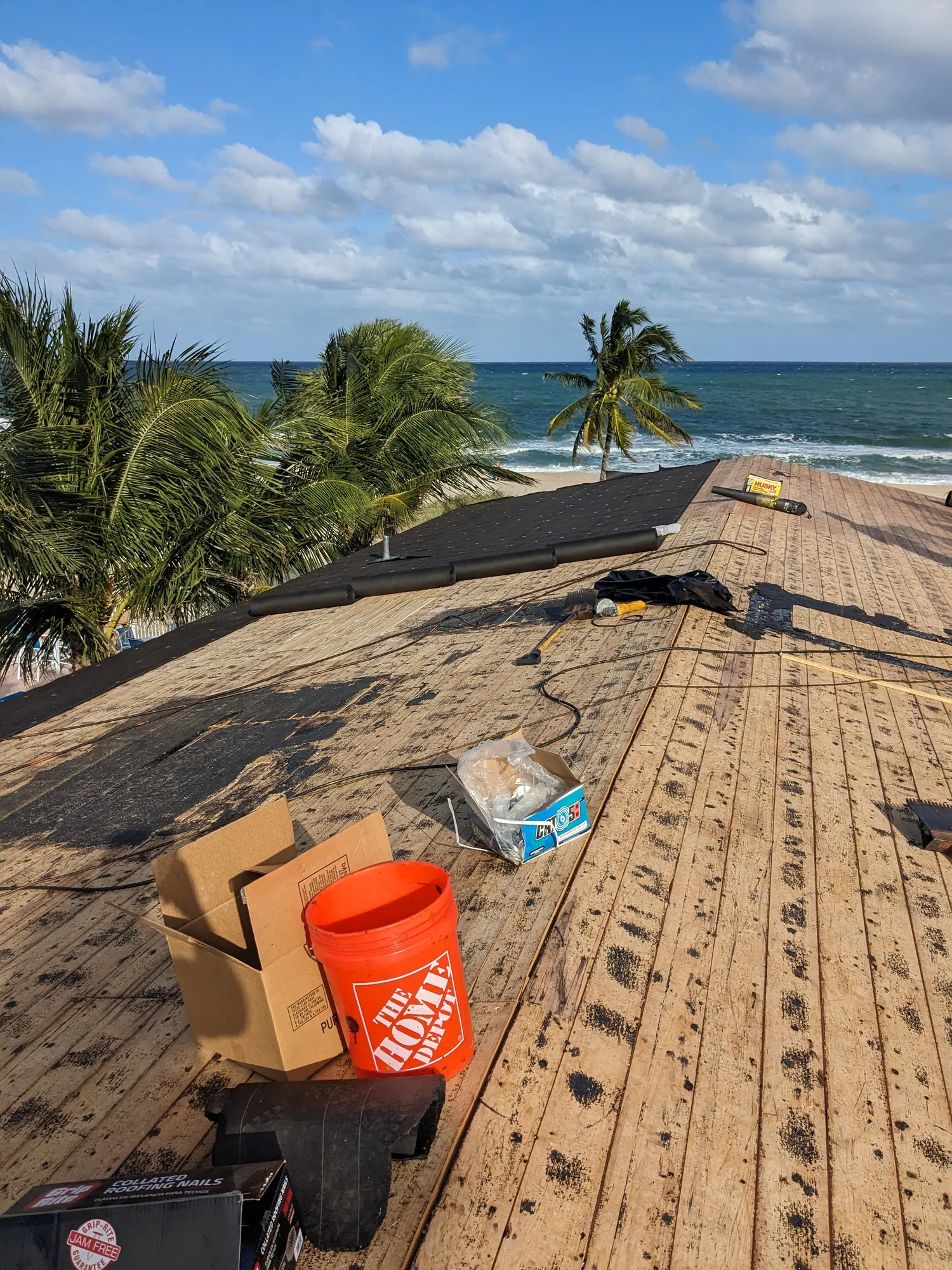 Standing seam metal roof by DR Construction & Roofing in South Florida